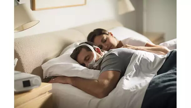 Freedom of movement face mask